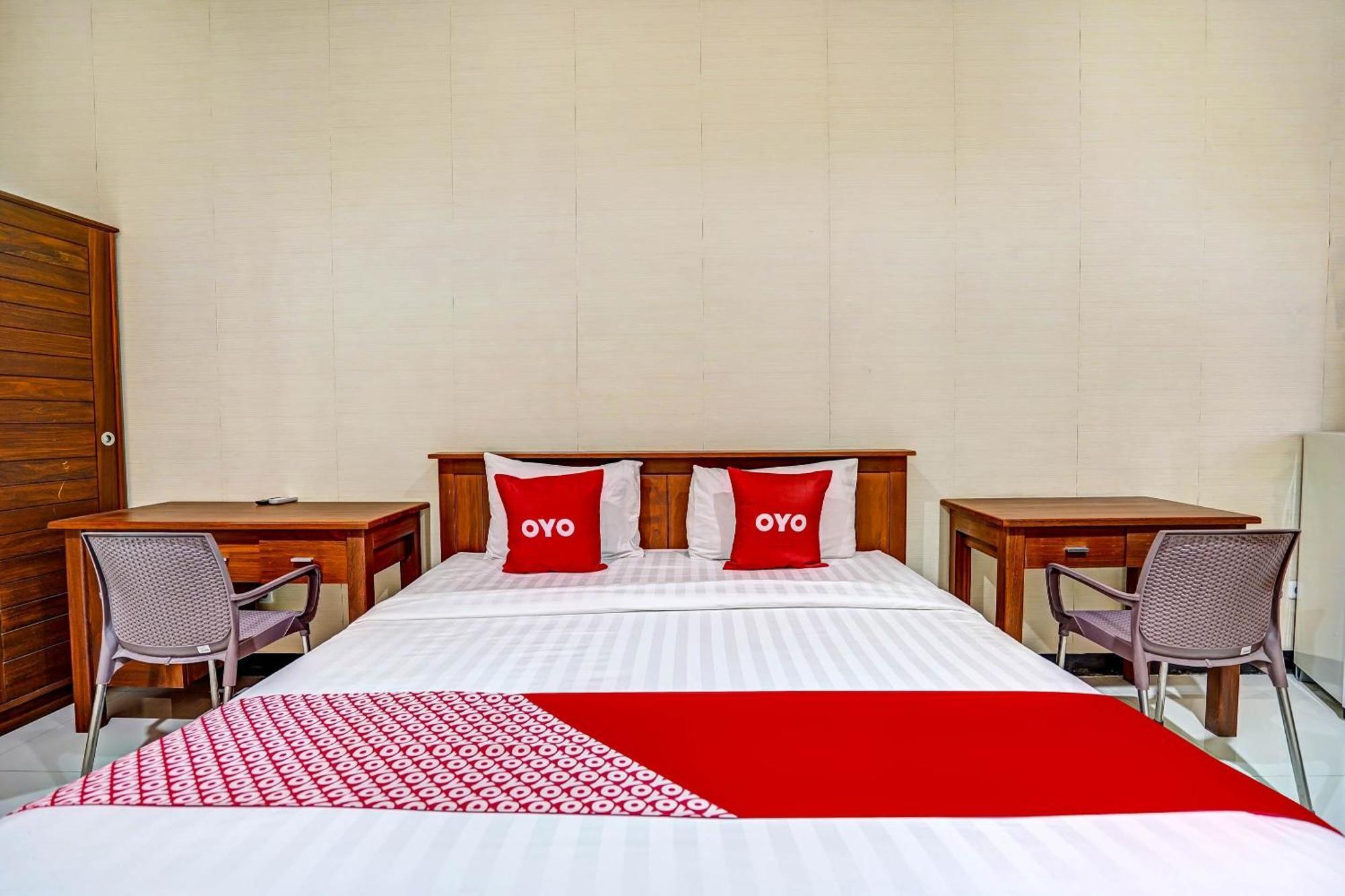 Oyo 90889 Dkb Residence Surabaya Exterior foto